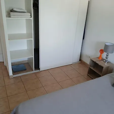 דירה Agreable T2, Avec Terrasse